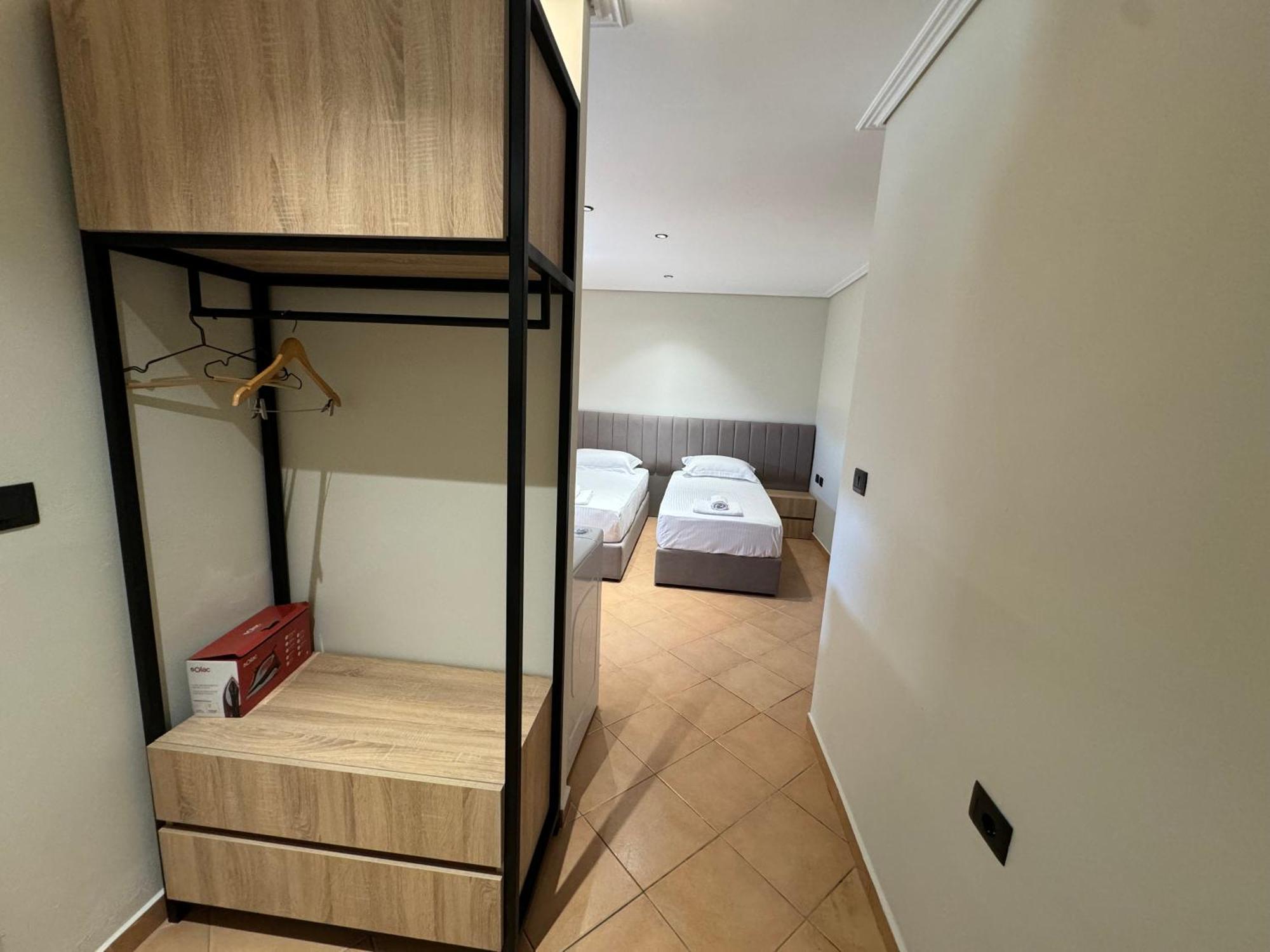 Garden Villa Apartments Sarandë Buitenkant foto