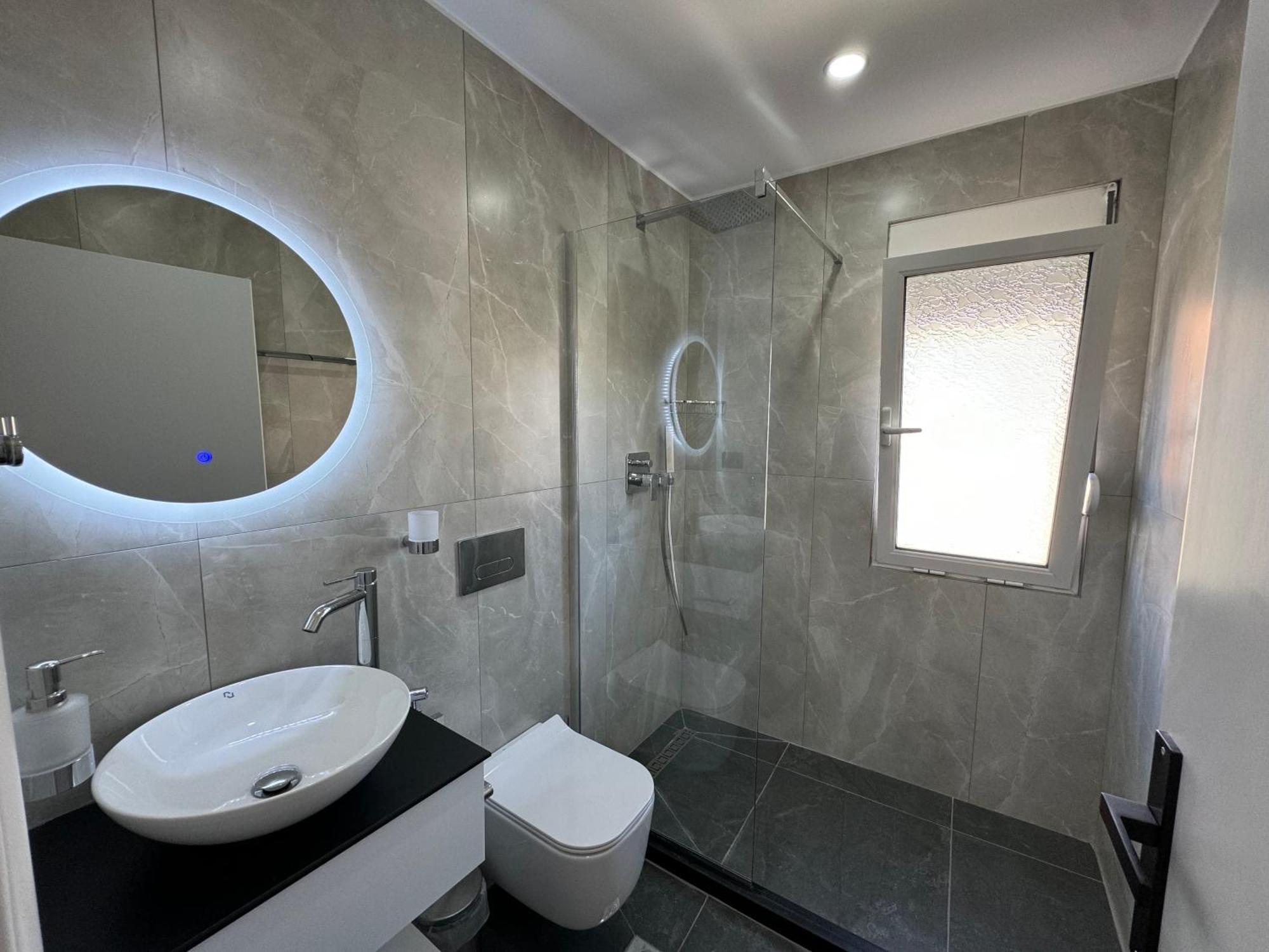 Garden Villa Apartments Sarandë Buitenkant foto