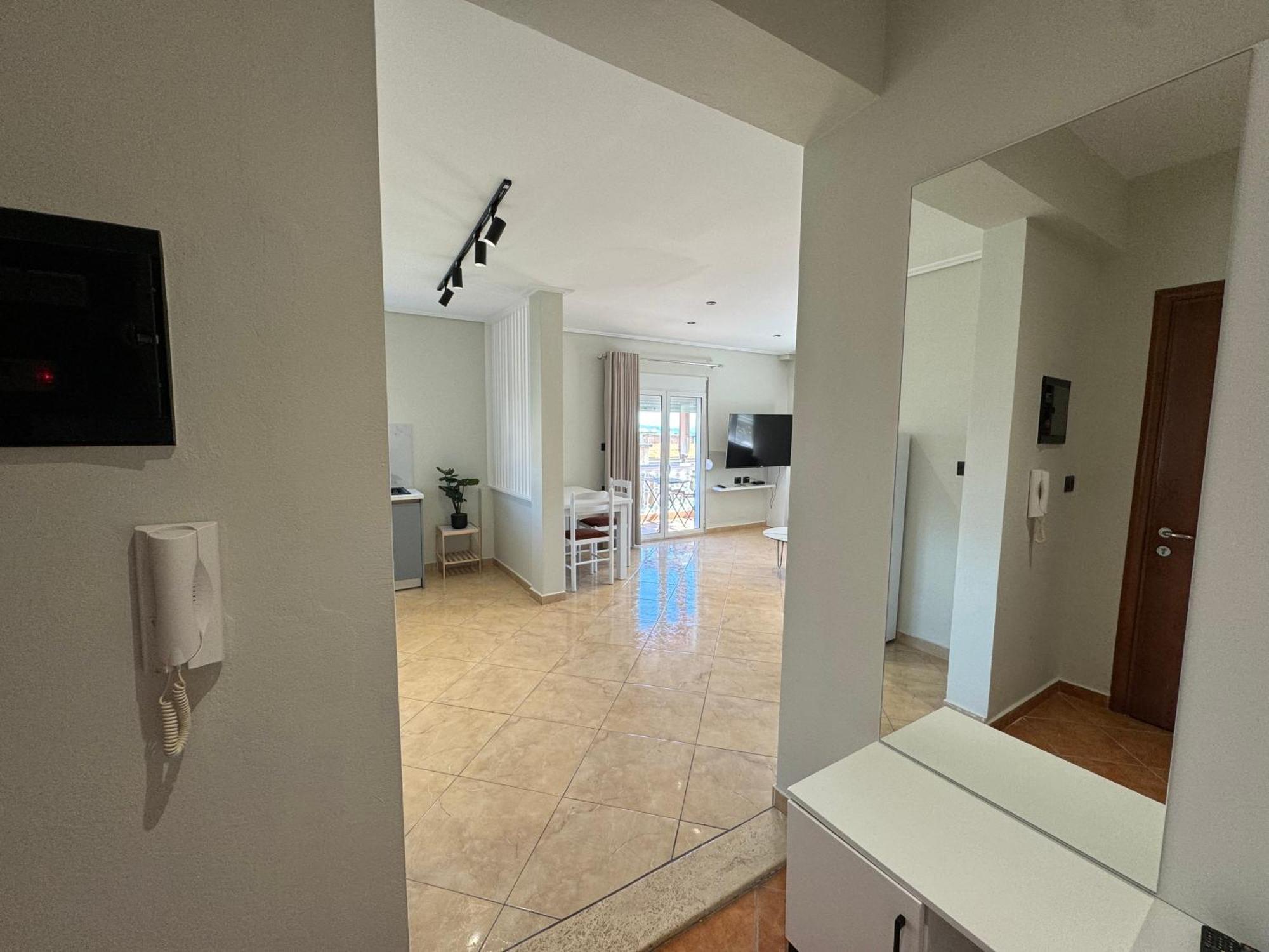 Garden Villa Apartments Sarandë Buitenkant foto